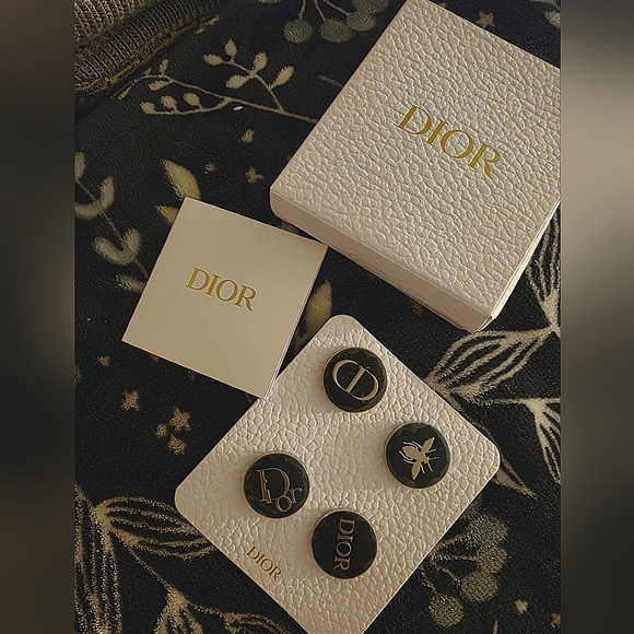 Dior Black and Gold Vintage Button Set NIB - Picture 1 of 7